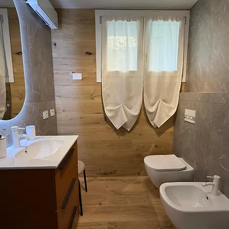 Alfierib - Netflix-parking-supermarket-centro Daire