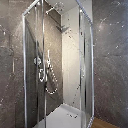 Apartmán Alfierib - Netflix-parking-supermarket-centro *