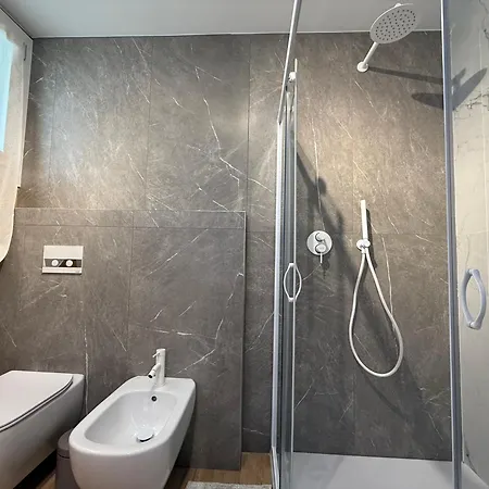 Alfierib - Netflix-parking-supermarket-centro Apartament Bergamo